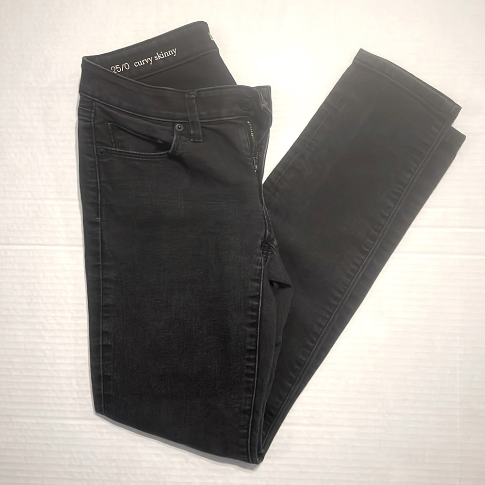 Size 25/0 curvy skinny jean - color: black